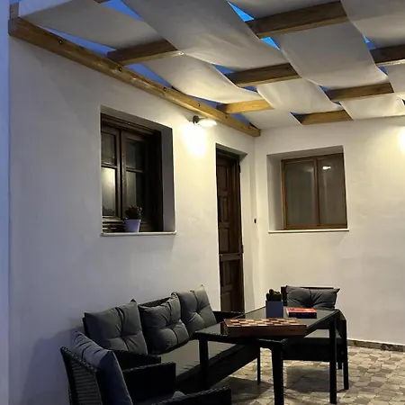 Lacasacentrale Апартаменты Triovasalos